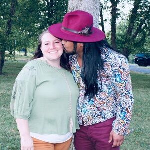 Meet your Posher, Angela